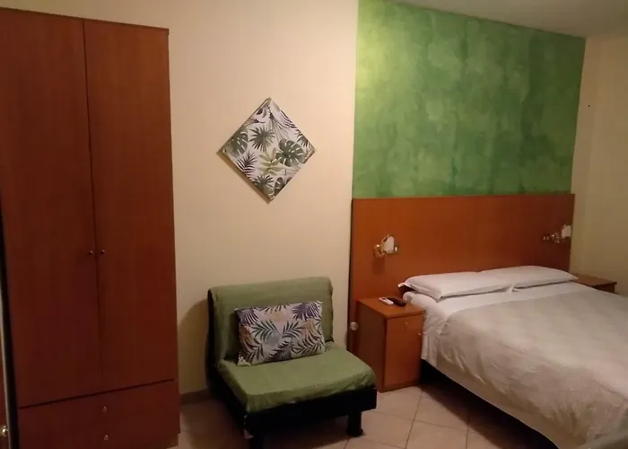 Volusia House Гостевой дом Рим